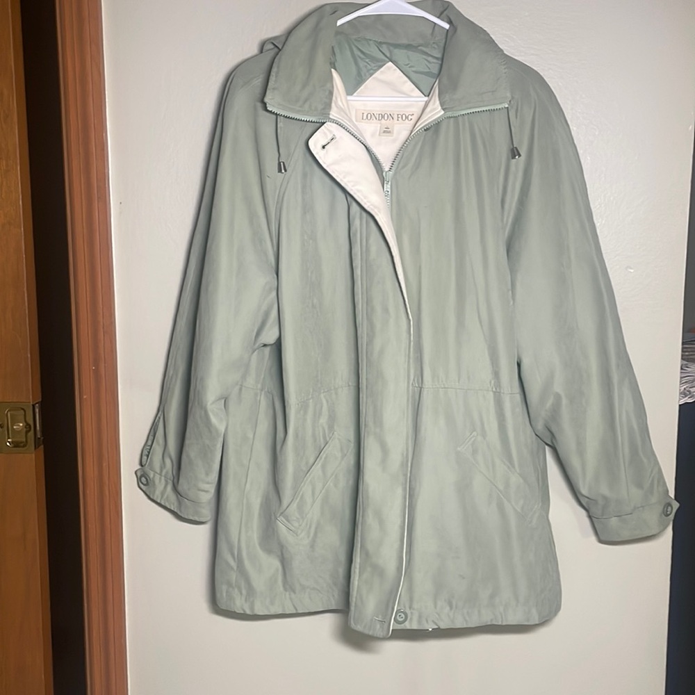 London Fog Jacket Sz L Green Detachable hood